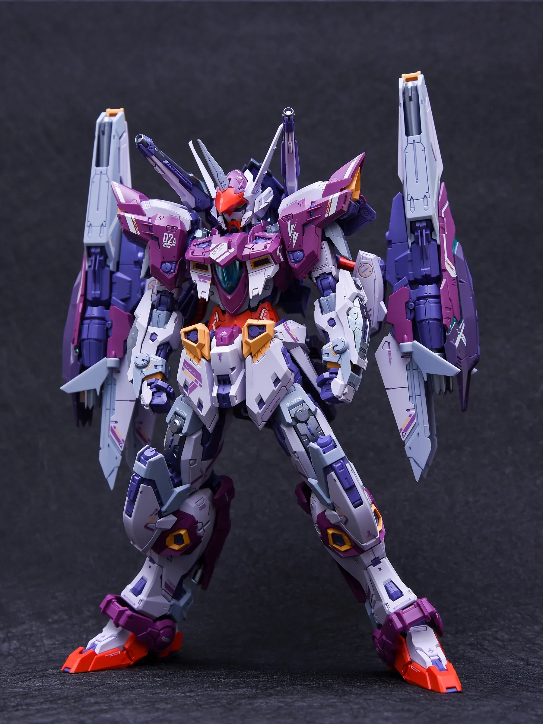 THUNDERBOLT Real Minutia Desig - Model Kit Infinite Dimension avaliação e preço