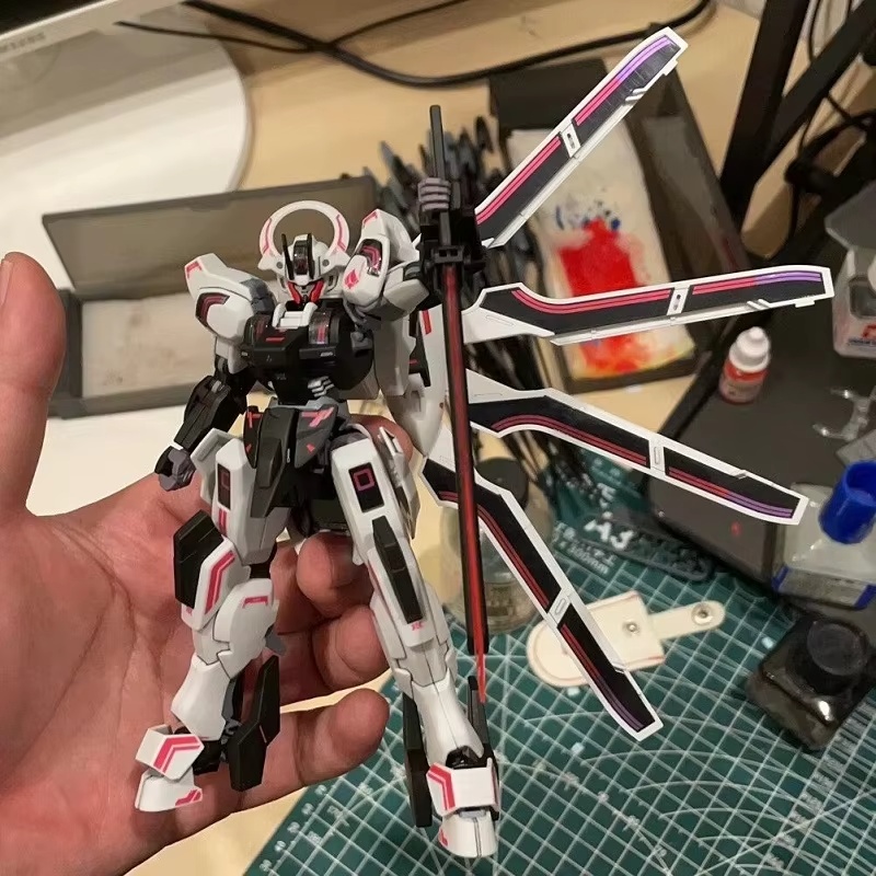 HG 1/144 Schwarzette The Witch - Model Kit Valkyrie avaliação e preço